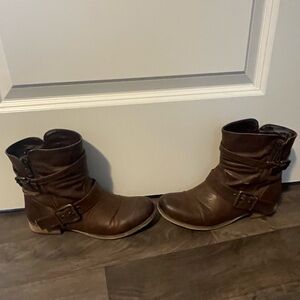 Vintage Y2K Aldo Ankle Boots